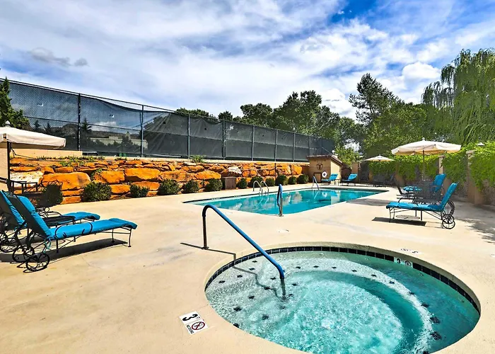 Ferienhaus Mtn Views + Hot Tub Access: Golf Retreat! *