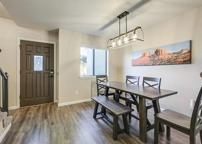 Mtn Views + Hot Tub Access: Golf Retreat! Ferienhaus