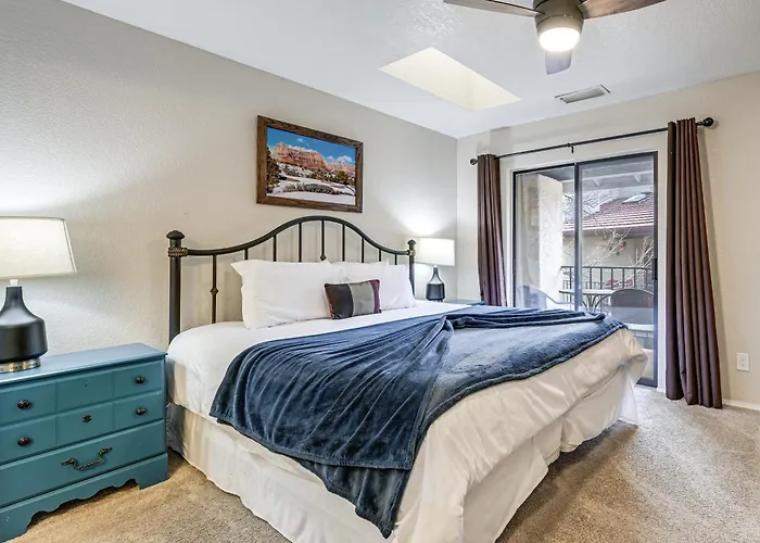 Ferienhaus Mtn Views + Hot Tub Access: Golf Retreat!