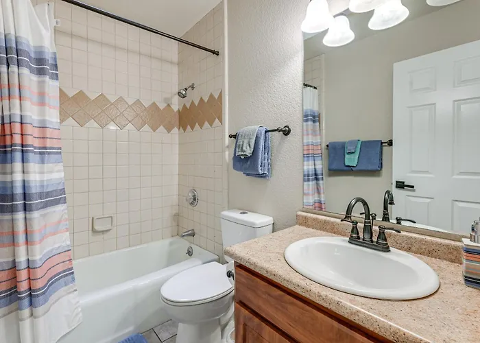Mtn Views + Hot Tub Access: Golf Retreat! Ferienhaus