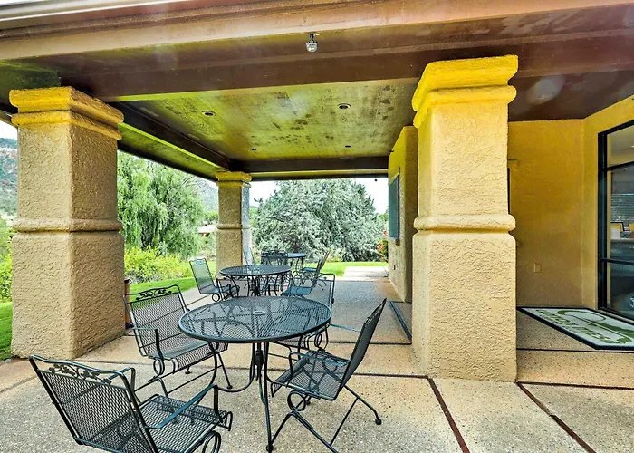 Mtn Views + Hot Tub Access: Golf Retreat! Ferienhaus *